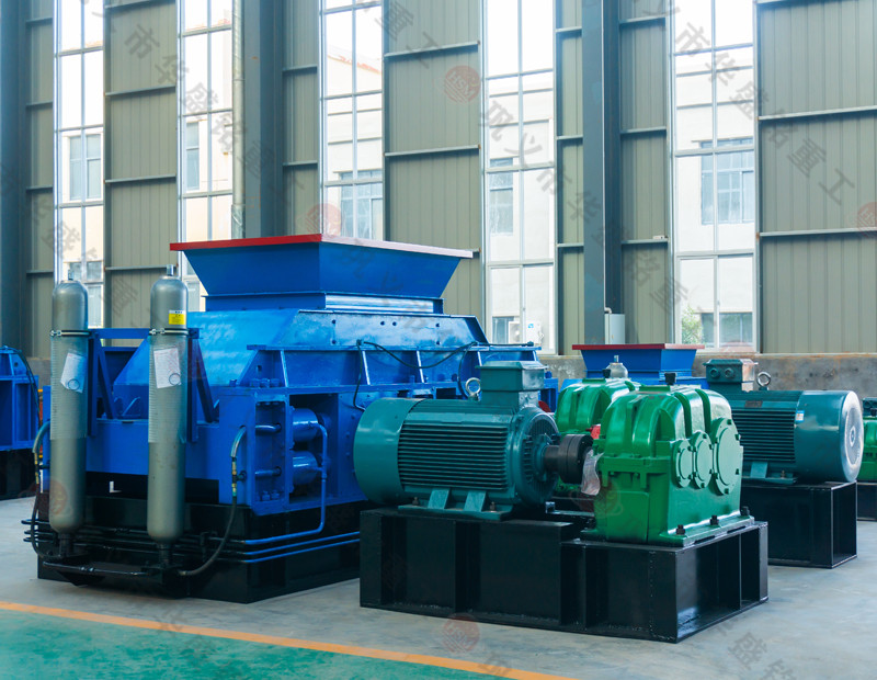 時產(chǎn)50噸河卵石對輥破碎機價格是多少？廠家如何選擇？